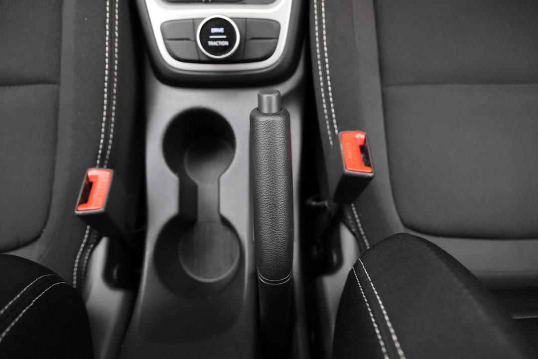 2025 Hyundai Venue Venue, Automatic, 30205 km, Handbrake
