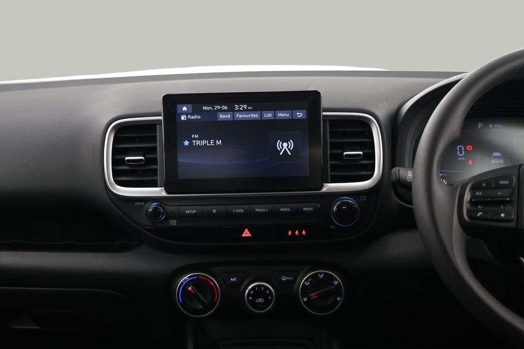 2025 Hyundai Venue Venue, Automatic, 30205 km, Center Console