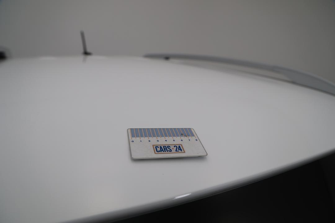 2025 Hyundai Venue Venue, Automatic, 30205 km, Roof Fade