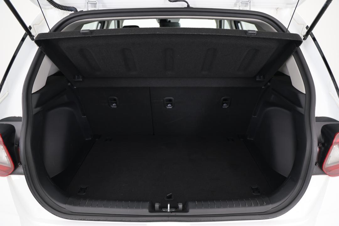 2025 Hyundai Venue Venue, Automatic, 30205 km, Boot Inside View