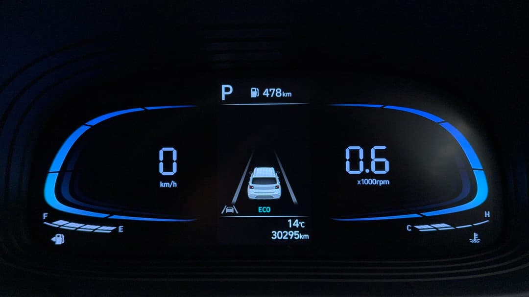 2025 Hyundai Venue Venue, Automatic, 30295 km, Odometer View