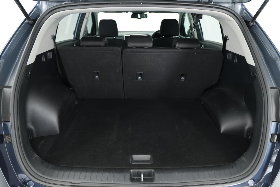 2020 Kia Sportage S (FWD), Automatic, 77651 km, Boot Inside View