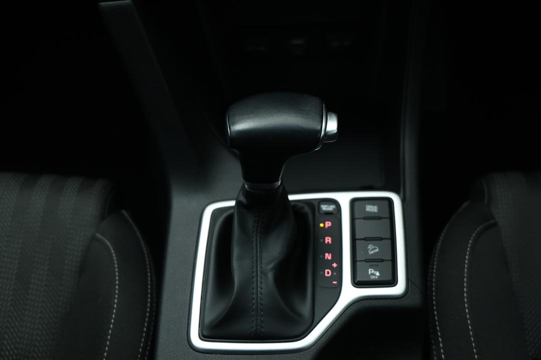 2020 Kia Sportage S (FWD), Automatic, 77651 km, Gear Lever 