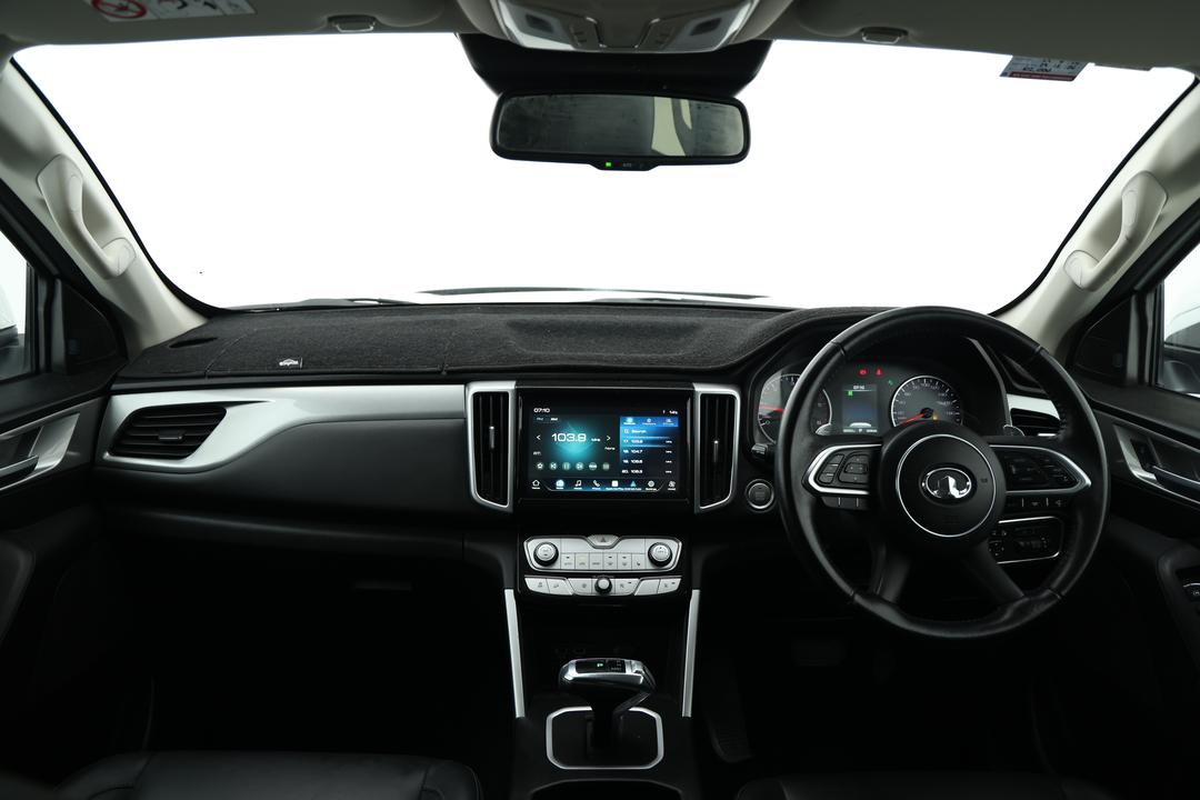 2020 GWM Ute Cannon-l (4x4), Automatic, 92531 km, Dashboard View
