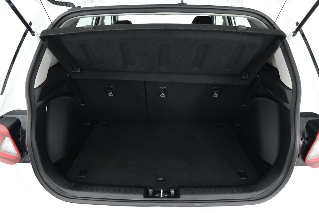 2025 Hyundai Venue -, Automatic, 24105 km, Boot Inside View