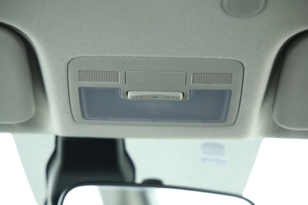 2025 Hyundai Venue -, Automatic, 24105 km, On-Roof Controls/Sunglass holder