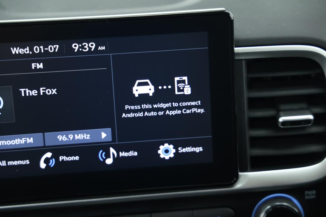 2025 Hyundai Venue -, Automatic, 24105 km, Android/Apple Car Play