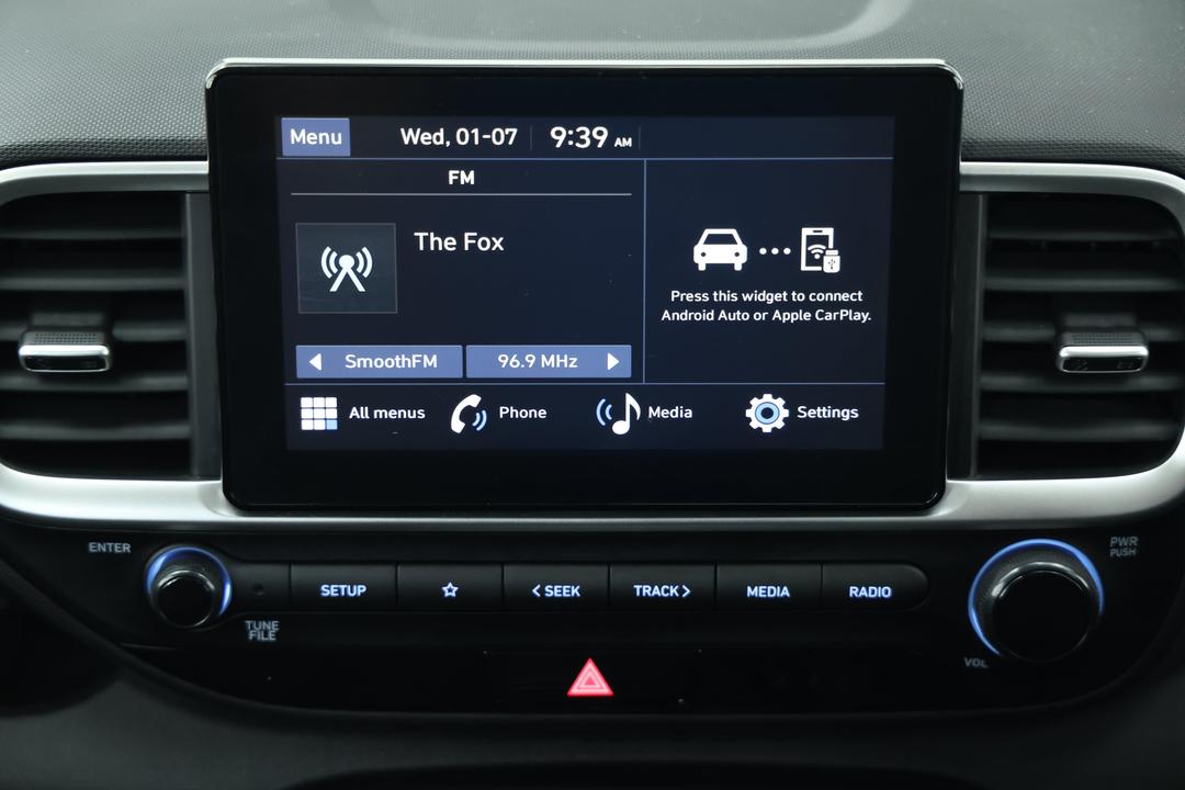 2025 Hyundai Venue -, Automatic, 24105 km, Infotainment System