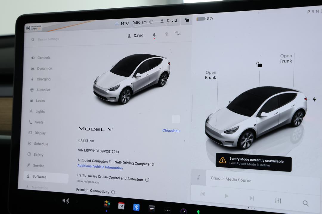 2023 Tesla Model Y Rear-wheel Drive, Automatic, 37272 km, Odometer View