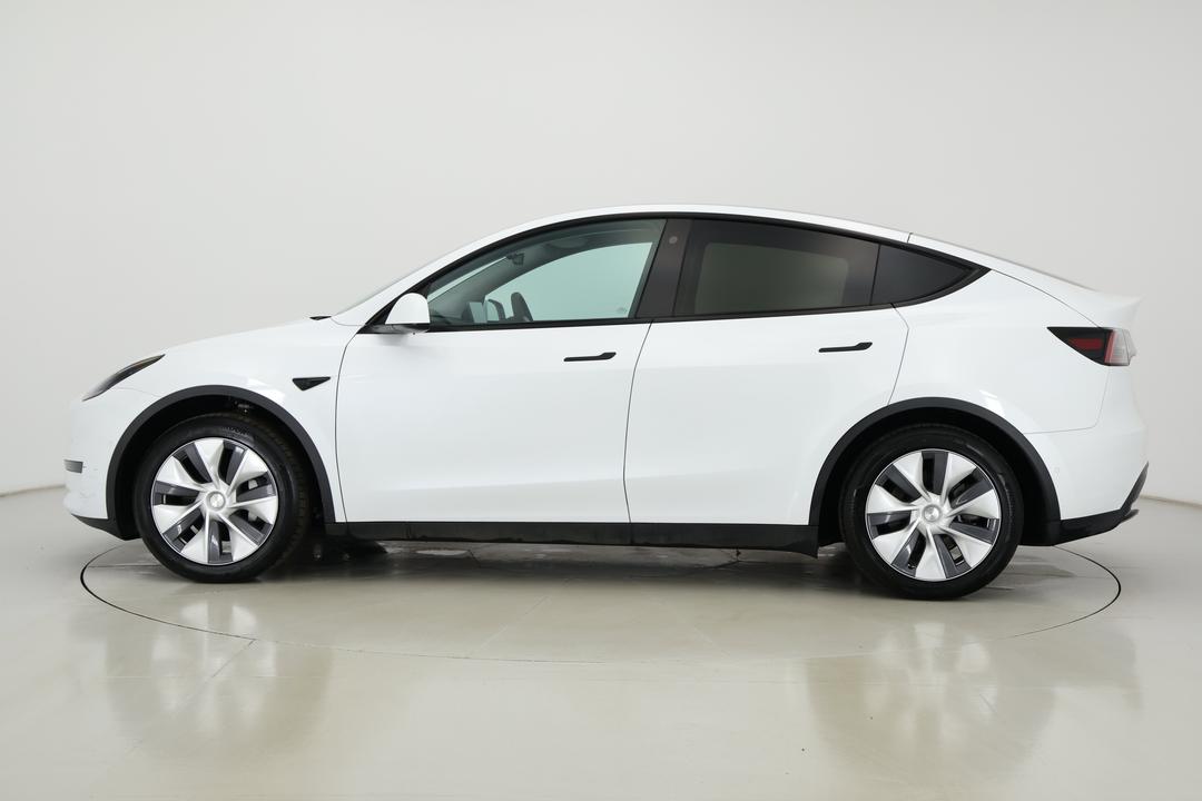 2023 Tesla Model Y Rear-wheel Drive, Automatic, 37272 km, Left Side View