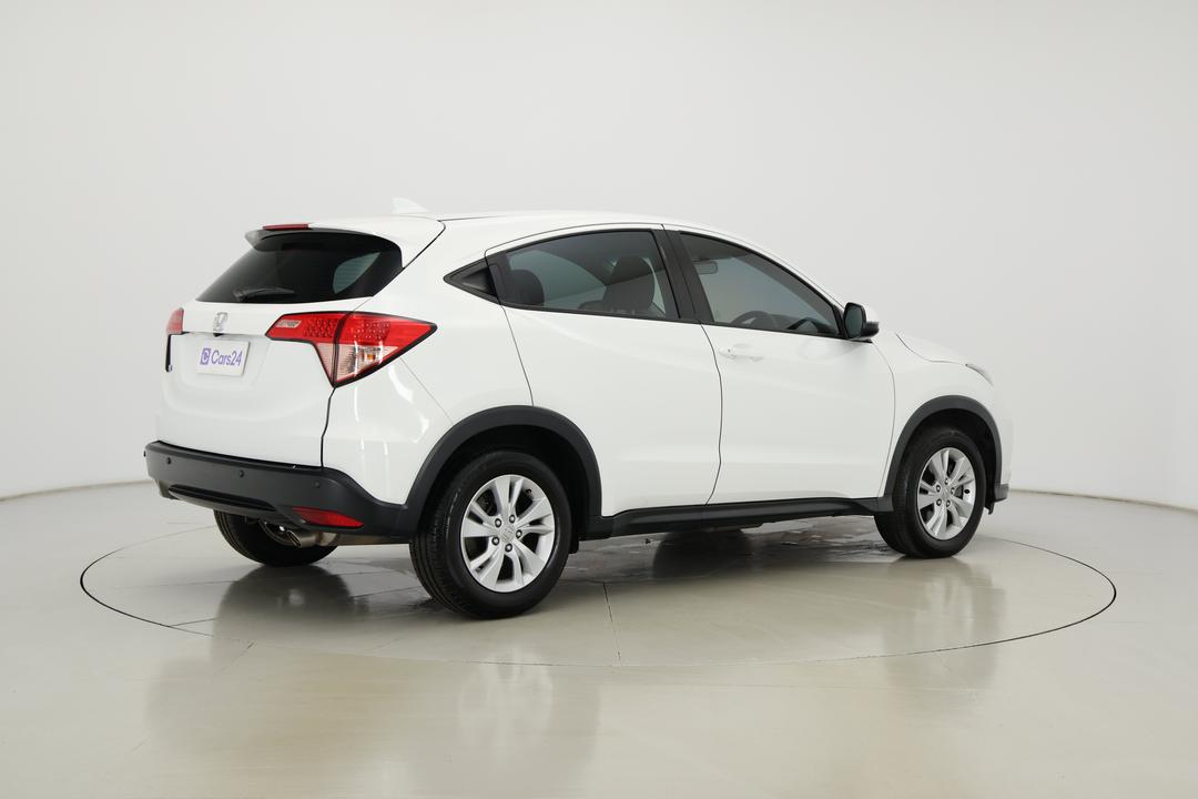 2017 Honda HR-V Vti, Automatic, 109566 km, Right Back Diagonal (45- Degree) View