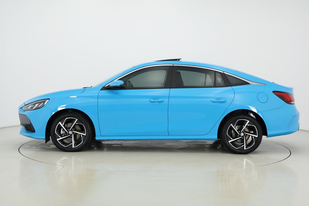2024 MG Mg5 Essence, Automatic, 34791 km, Left Side View