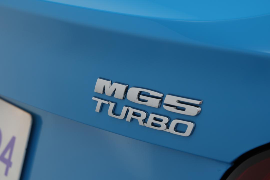 2024 MG Mg5 Essence, Automatic, 34791 km, Badge (Boot Left Side)