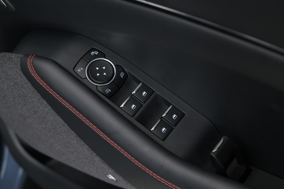 2023 Ford Mustang Mach-e Premium, Automatic, 15443 km, Key Close-up