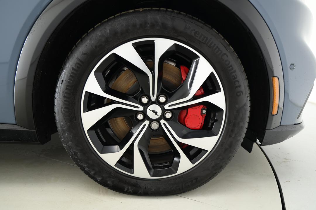 2023 Ford Mustang Mach-e Premium, Automatic, 15443 km, Right Front Wheel