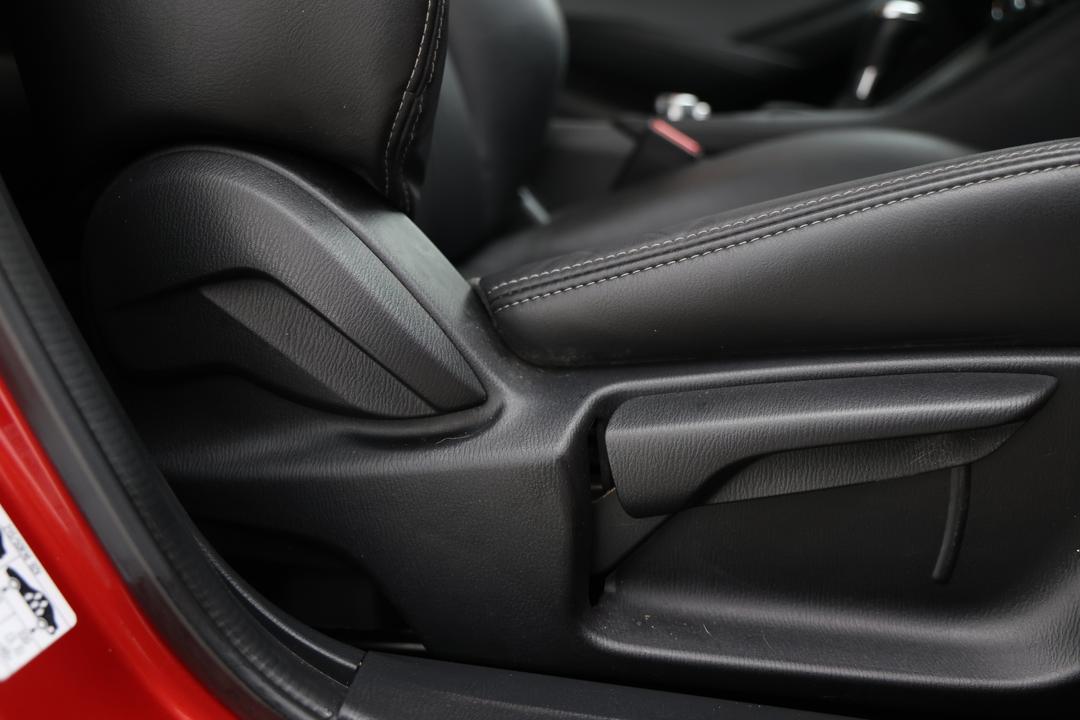 2022 Mazda CX-3 Stouring (FWD), Automatic, 64632 km, Drivers Side Adjustment Panel