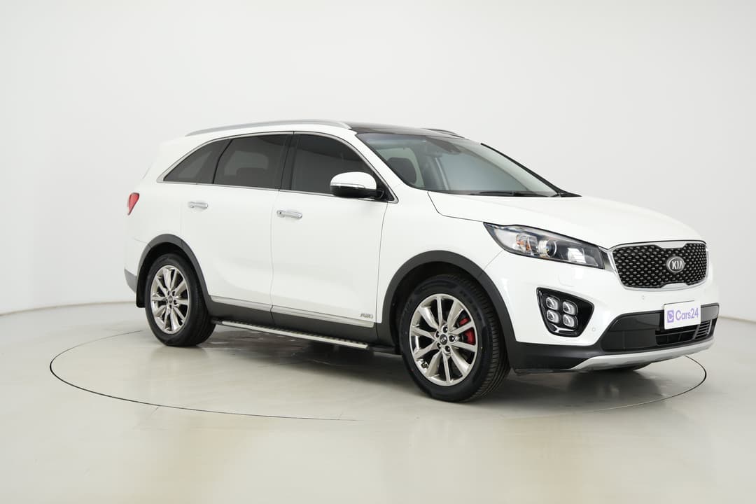 2017 Kia Sorento Gt-line (4x4), Automatic, 153567 km, Right Front Diagonal (45- Degree) View