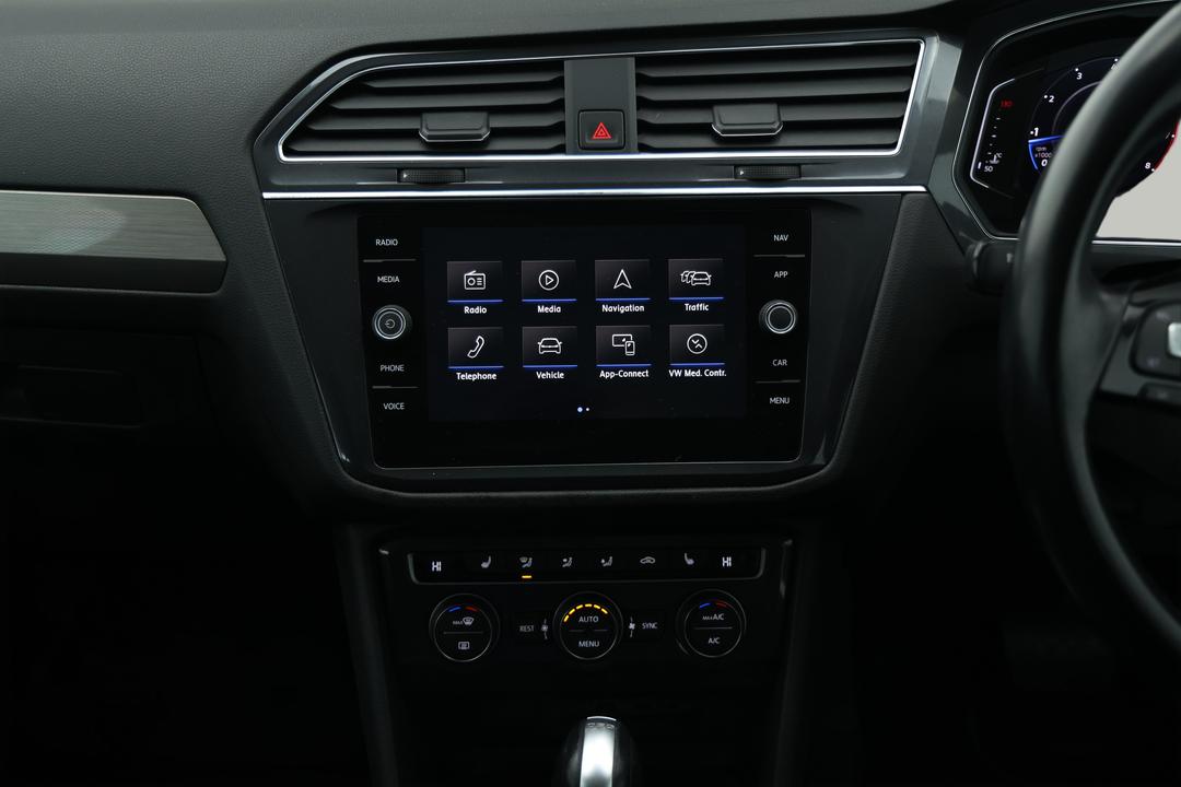 2019 Volkswagen Tiguan Allspace 132 Tsi Comfortline, Automatic, 83188 km, Center Console