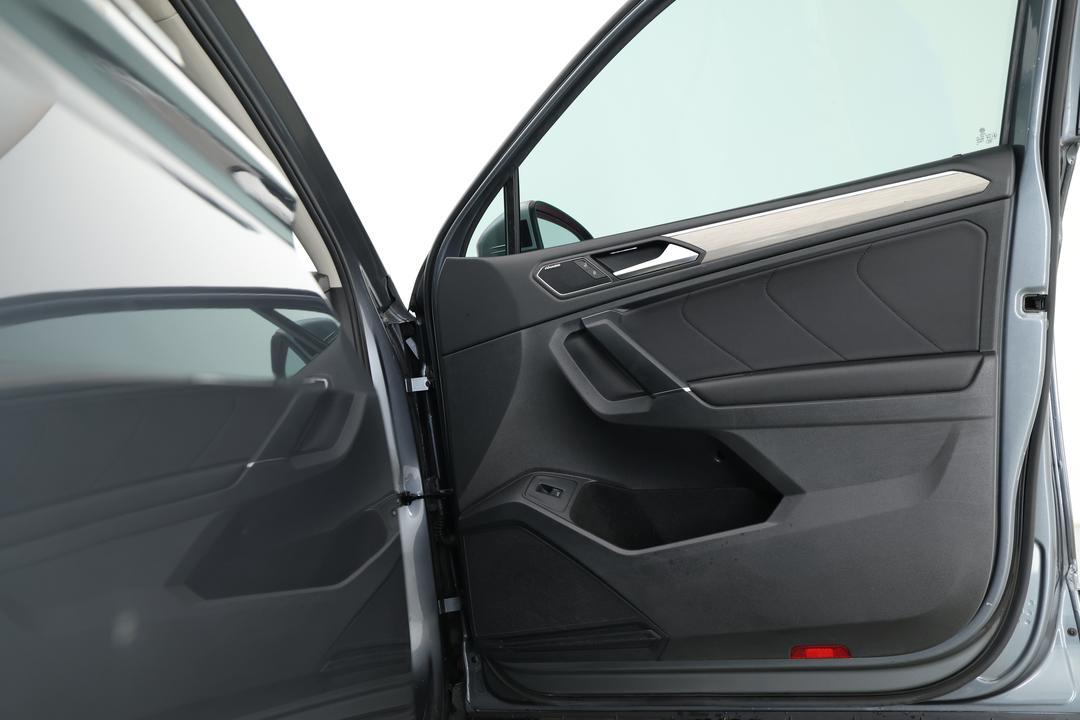 2019 Volkswagen Tiguan Allspace 132 Tsi Comfortline, Automatic, 83188 km, Speaker View