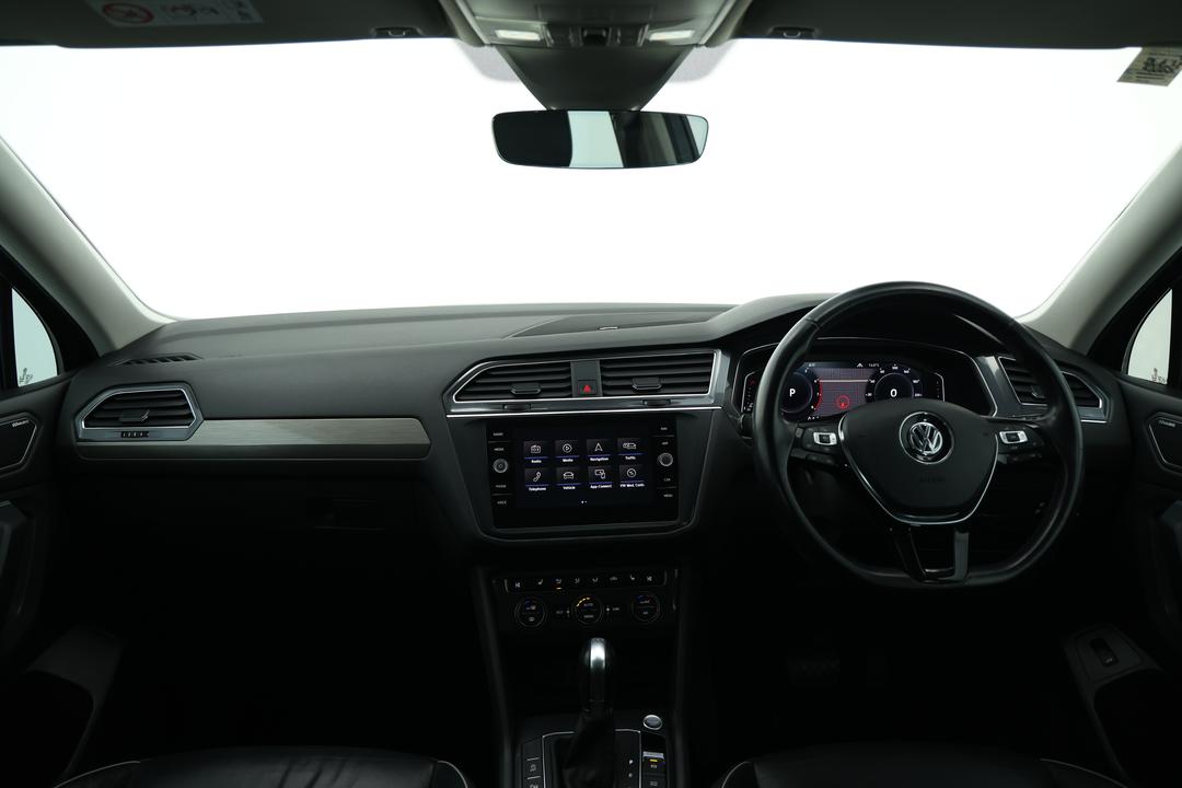 2019 Volkswagen Tiguan Allspace 132 Tsi Comfortline, Automatic, 83188 km, Dashboard View
