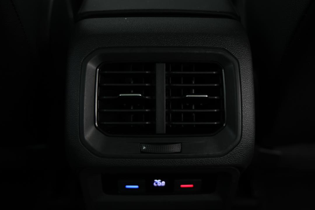 2019 Volkswagen Tiguan Allspace 132 Tsi Comfortline, Automatic, 83188 km, Rear A/C Vent
