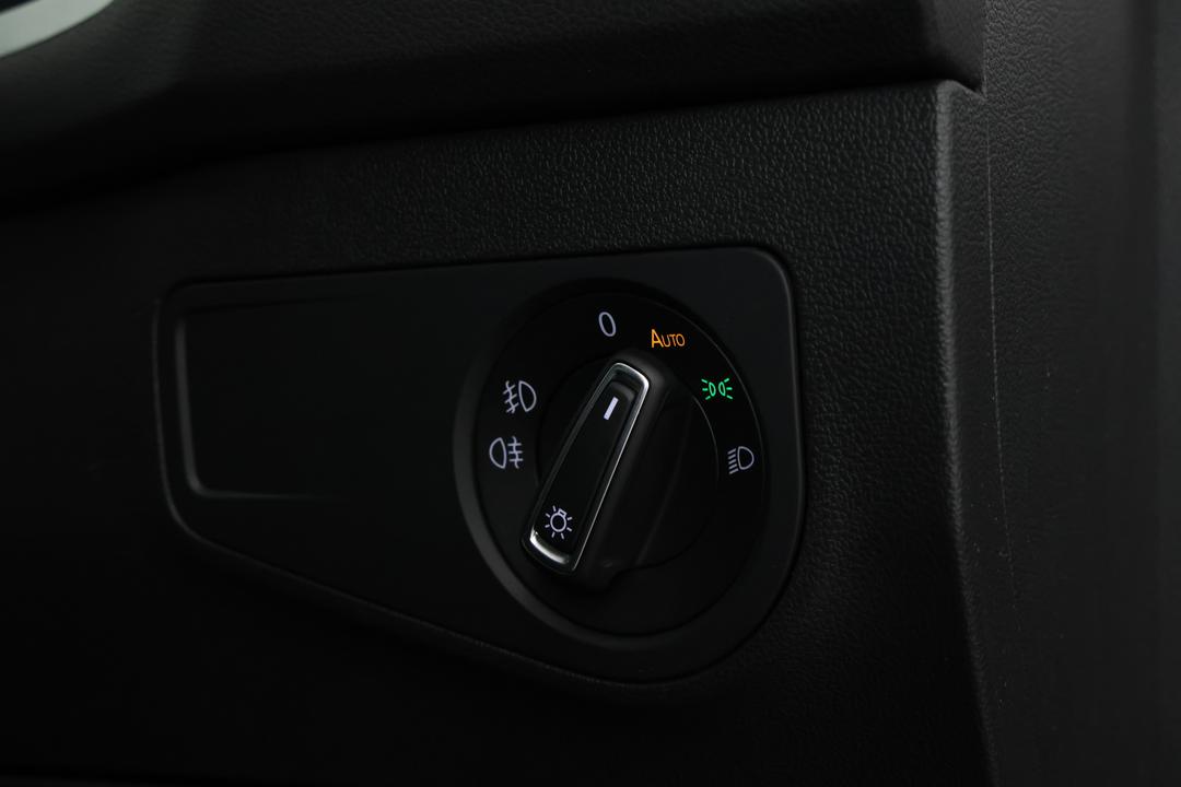 2019 Volkswagen Tiguan Allspace 132 Tsi Comfortline, Automatic, 83188 km, Utility Switches/Buttons