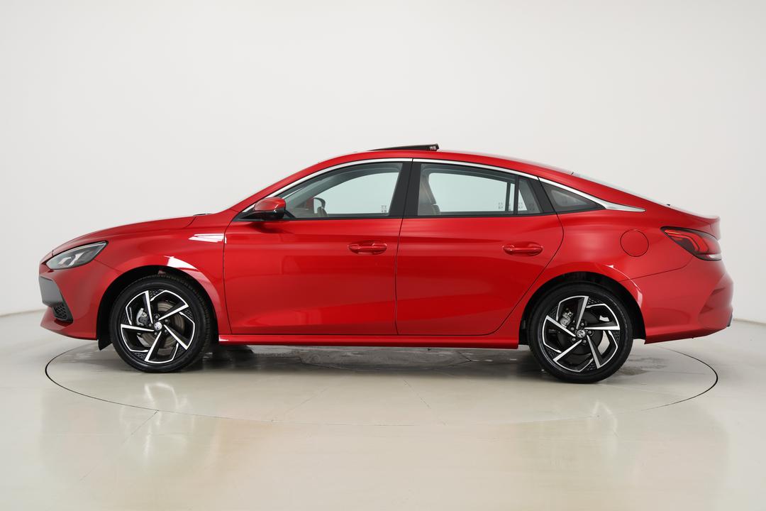 2023 MG Mg5 Essence, Automatic, 1902 km, Left Side View