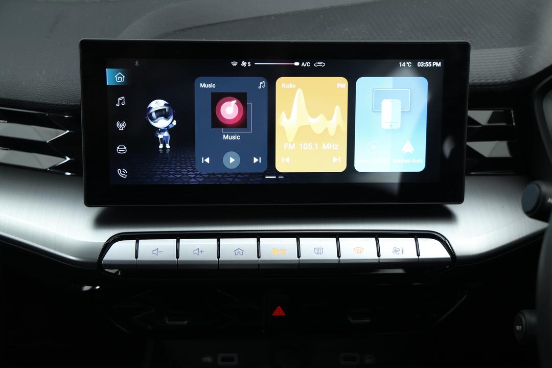 2023 MG Mg5 Essence, Automatic, 1902 km, Center Console