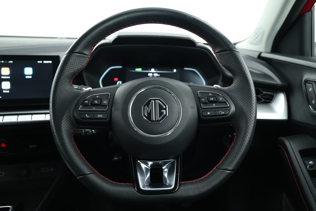 2023 MG Mg5 Essence, Automatic, 1902 km, Steering Wheel Close-up