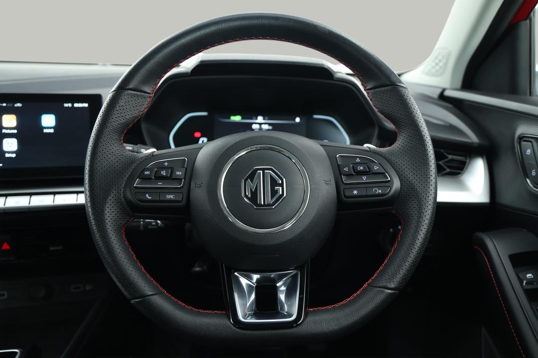 2023 MG Mg5 Essence, Automatic, 1902 km, Steering Wheel Close-up