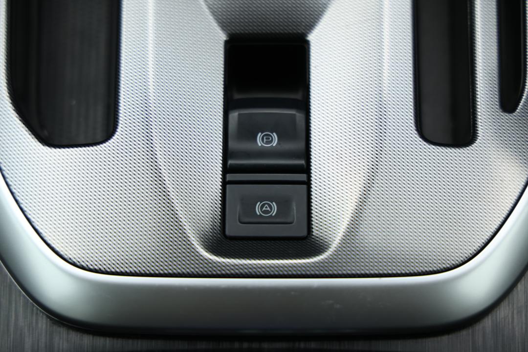 2022 GWM Haval Jolion Lux Hybrid, Automatic, 65094 km, Handbrake