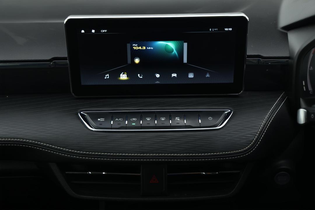 2022 GWM Haval Jolion Lux Hybrid, Automatic, 65094 km, Center Console