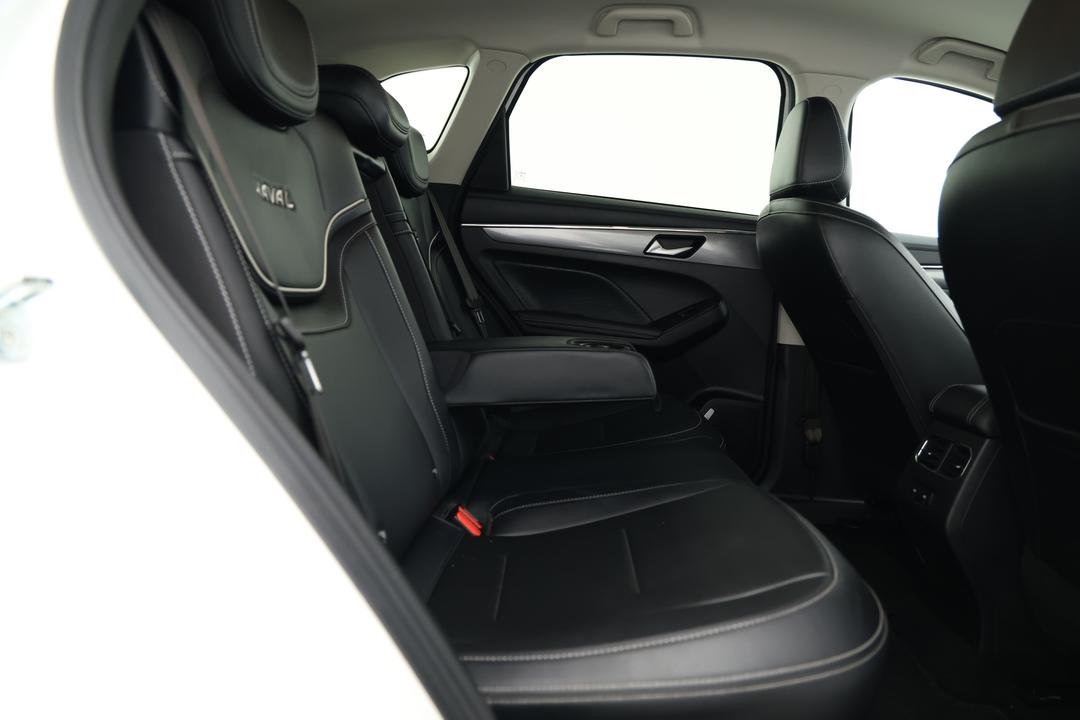 2022 GWM Haval Jolion Lux Hybrid, Automatic, 65094 km, Right Side Rear Door Cabin View