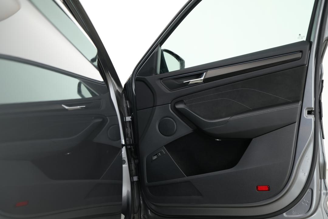 2022 SKODA Kodiaq Sportline (4x4) 132tsi, Automatic, 47727 km, Speaker View