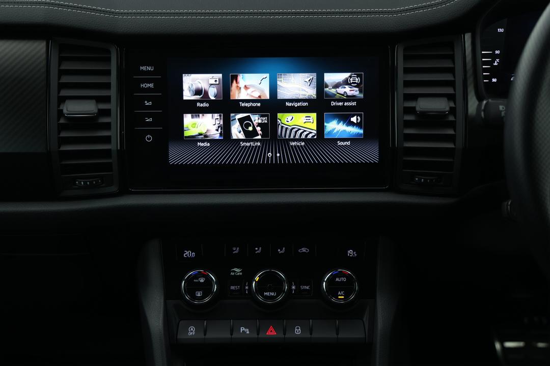 2022 SKODA Kodiaq Sportline (4x4) 132tsi, Automatic, 47727 km, Center Console