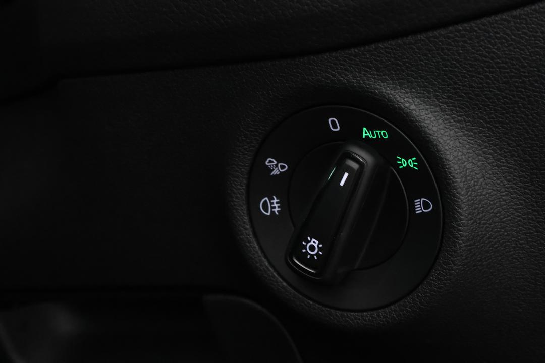 2022 SKODA Kodiaq Sportline (4x4) 132tsi, Automatic, 47727 km, Utility Switches/Buttons