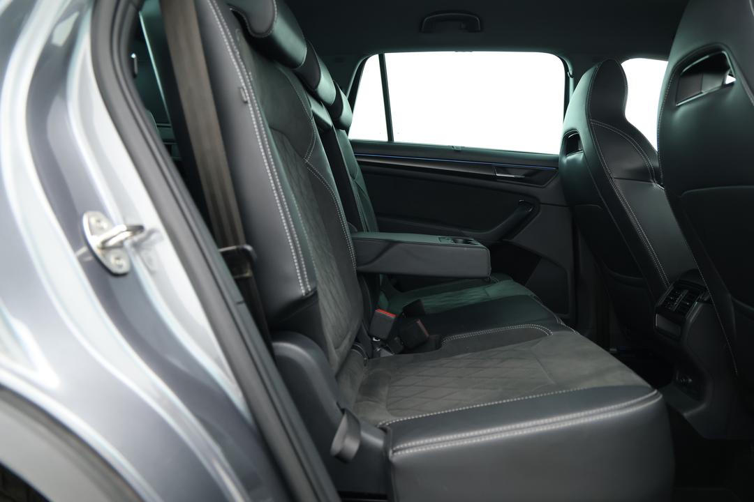 2022 SKODA Kodiaq Sportline (4x4) 132tsi, Automatic, 47727 km, Right Side Rear Door Cabin View