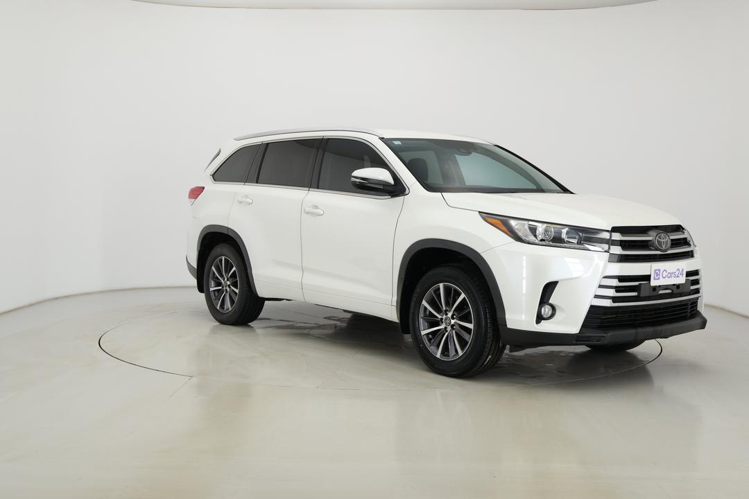 2019 Toyota Kluger Gxl (4x2), Automatic, 67886 km, Right Front Diagonal (45- Degree) View