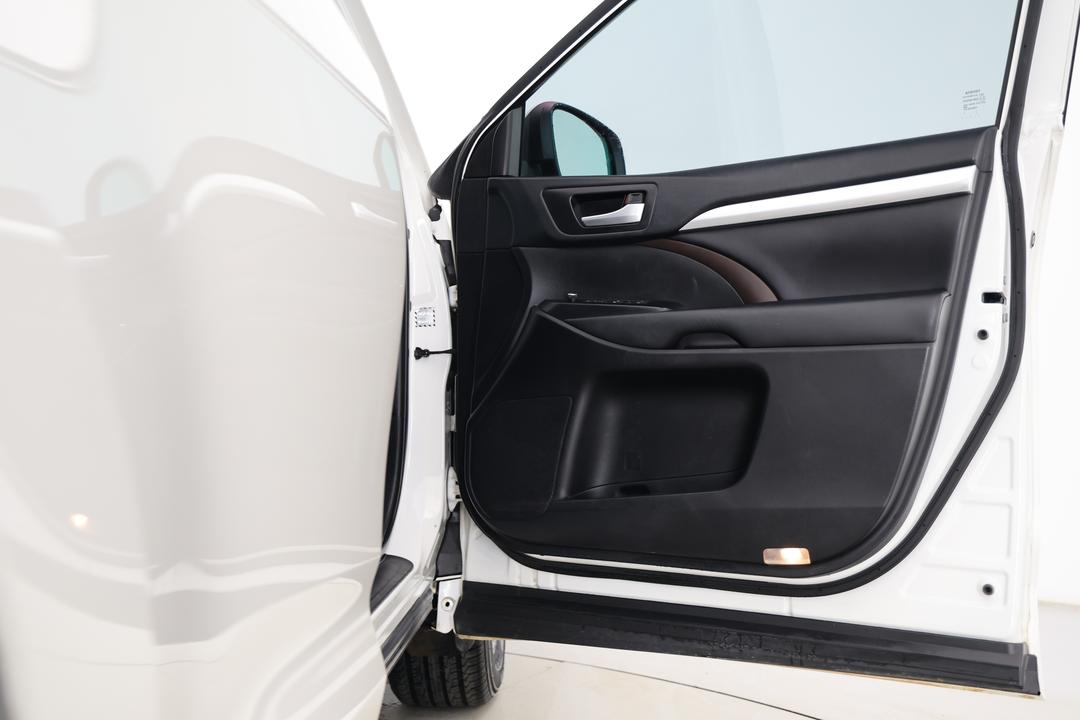 2019 Toyota Kluger Gxl (4x2), Automatic, 67886 km, Speaker View