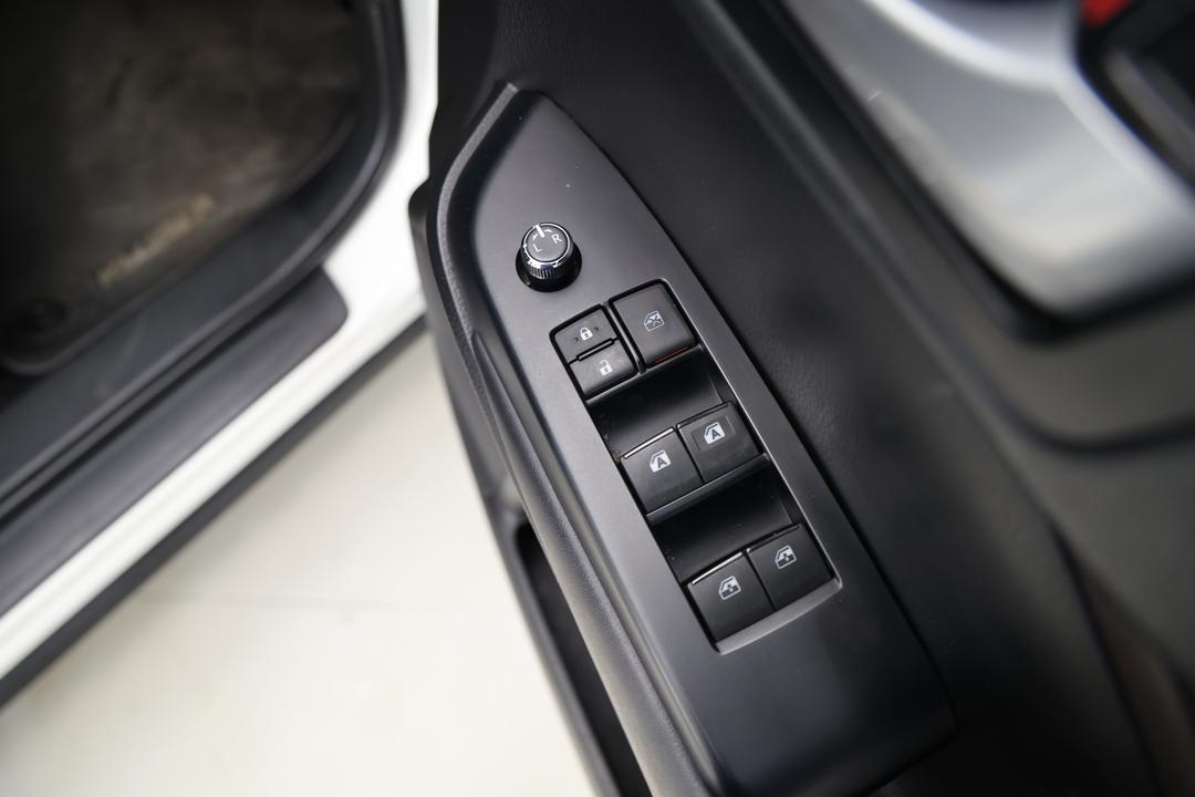 2019 Toyota Kluger Gxl (4x2), Automatic, 67886 km, Drivers Side Door Panel Controls