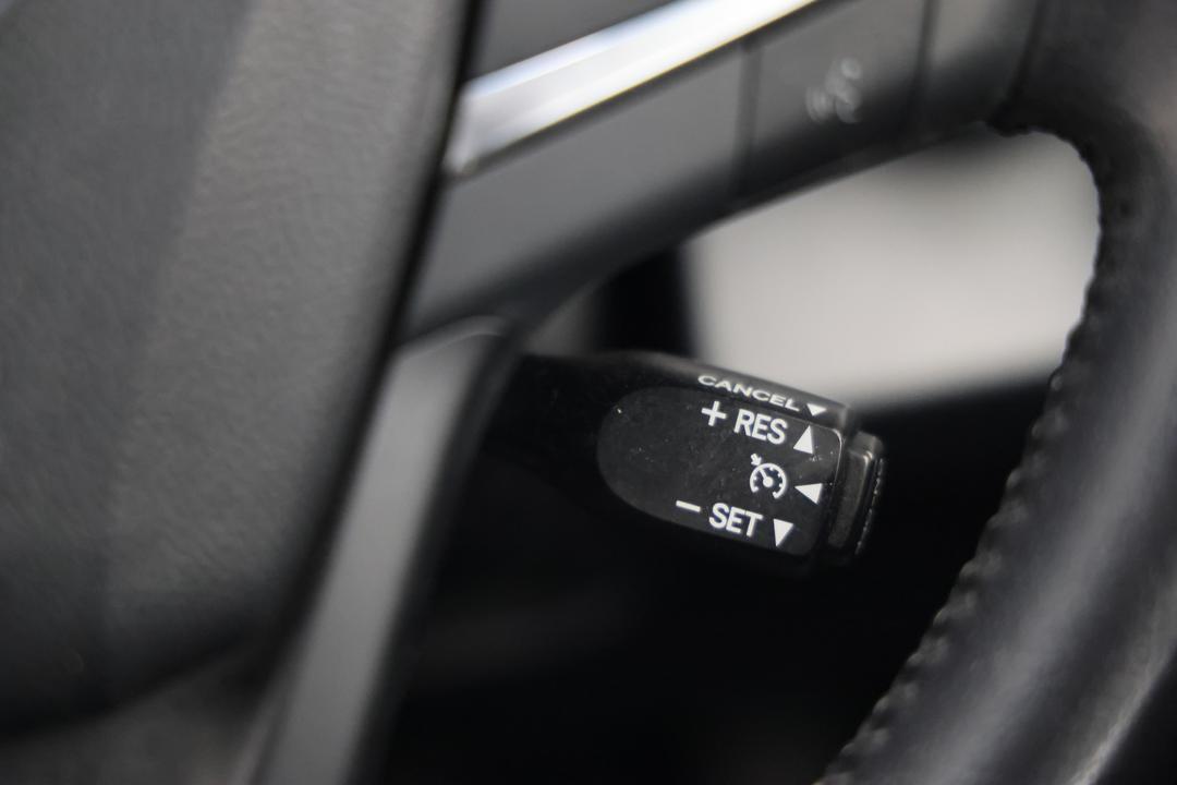2016 Toyota Camry Atara S, Automatic, 69465 km, Cruise Control