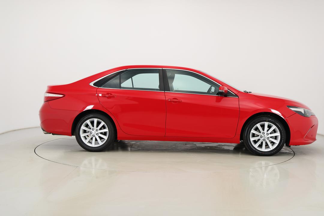 2016 Toyota Camry Atara S, Automatic, 69465 km, Right Side View