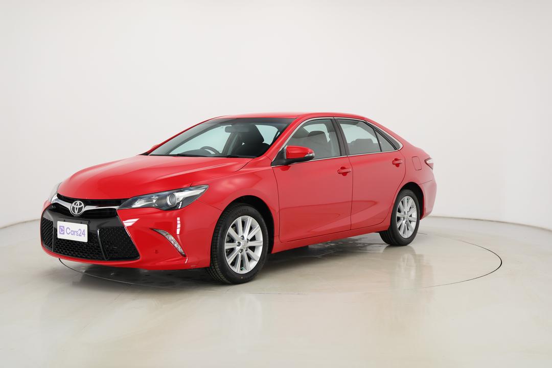 2016 Toyota Camry Atara S, Automatic, 69465 km, Left Front Diagonal (45- Degree) View