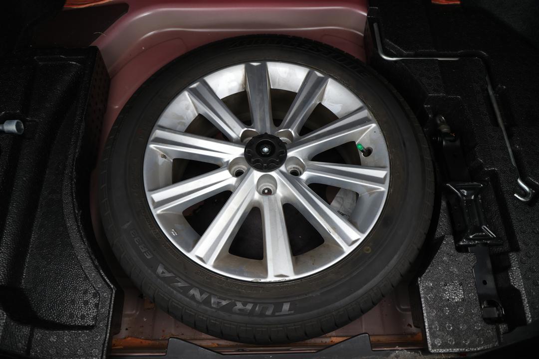2016 Toyota Camry Atara S, Automatic, 69465 km, Spare Wheel