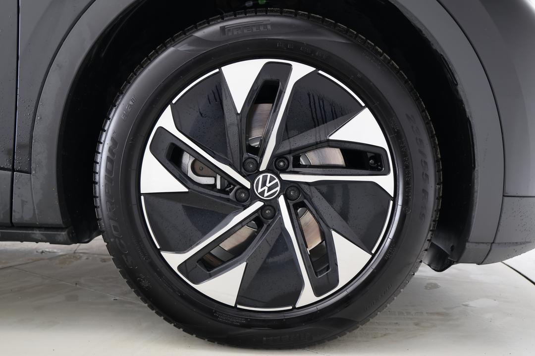 2025 Volkswagen Id.4 Pro, Automatic, 7132 km, Right Front Wheel