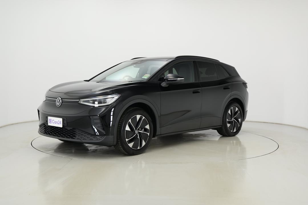 2025 Volkswagen Id.4 Pro, Automatic, 7132 km, Left Front Diagonal (45- Degree) View