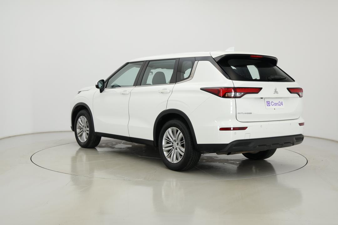 2024 Mitsubishi Outlander Es 5 Seat (2WD), Automatic, 53874 km, Left Back Diagonal (45- Degree) View