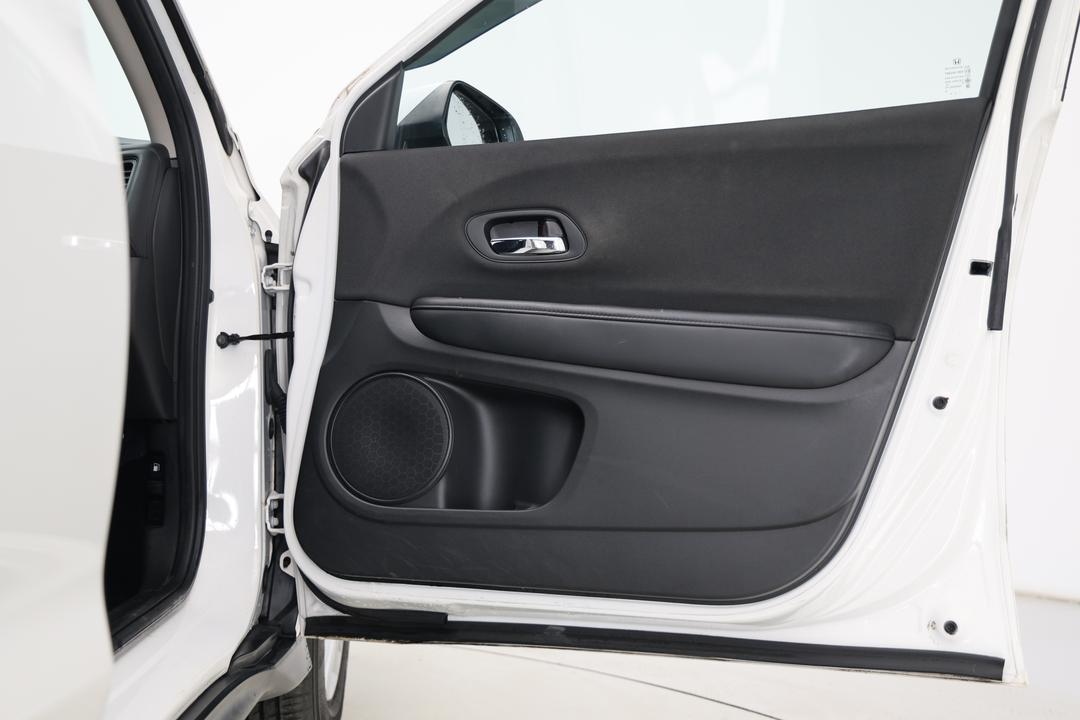 2018 Honda HR-V Vti, Automatic, 91085 km, Speaker View
