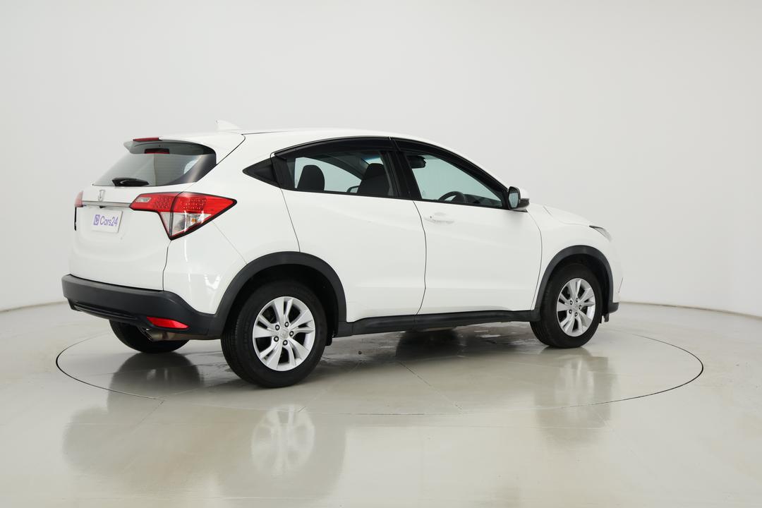 2018 Honda HR-V Vti, Automatic, 91085 km, Right Back Diagonal (45- Degree) View