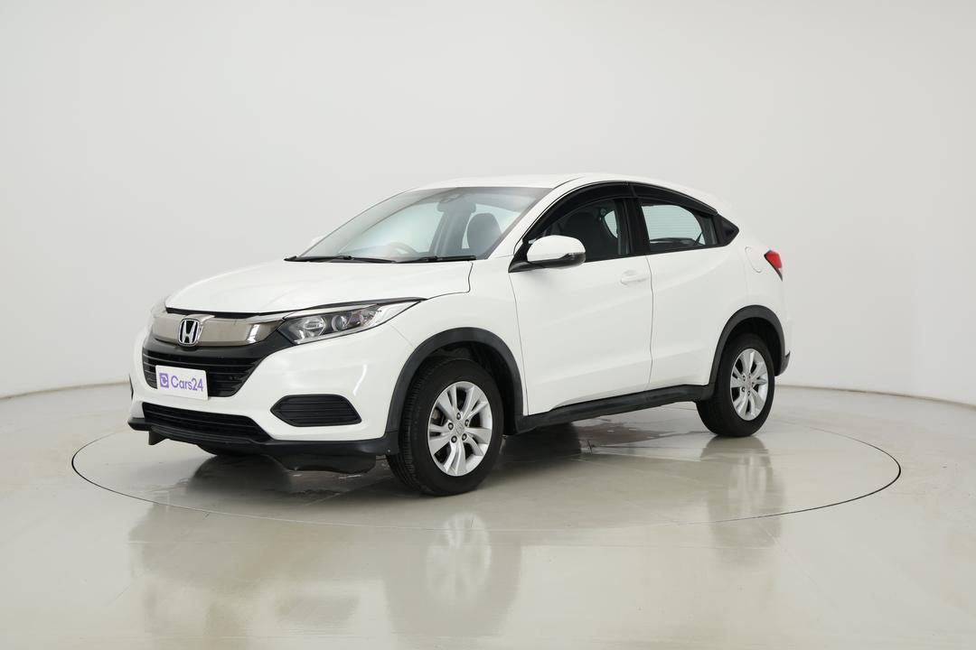 2018 Honda HR-V Vti, Automatic, 91085 km, Left Front Diagonal (45- Degree) View